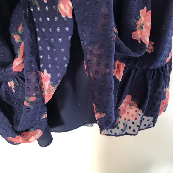 Joie silk off shoulder floral mini dress  Sz Small - Picture 5 of 6